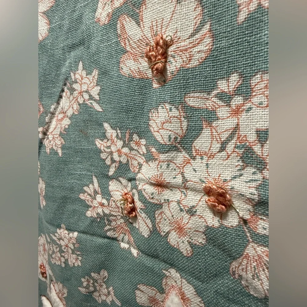 Tahari Spring Easter table runner NWT